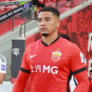 东体：蒋光太小腿跟腱旧伤出现反应，直接返回俱乐部接受治疗